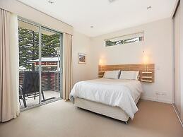 Breeze Beachfront Apartment no 1 - First Floor