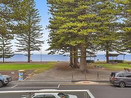Breeze Beachfront Apartment no 1 - First Floor