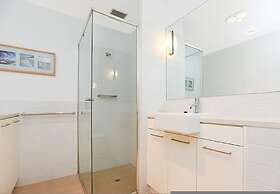 Breeze Beachfront Apartment no 1 - First Floor