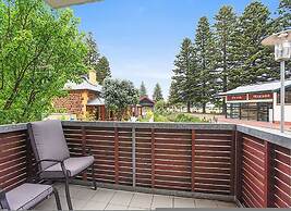 Breeze Beachfront Apartment no 1 - First Floor