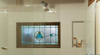 Adelaide Hills Camellia Cottage Wifi