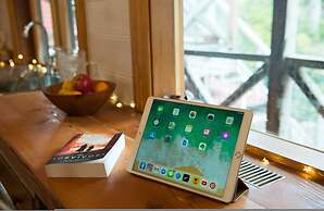 Adelaide Hills Camellia Cottage Wifi