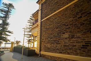 Seafield Tower Glenelg Apartment no 3