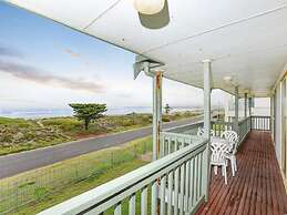 Tahren Beachfront Shack Wifi - Pet-friendly