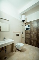 Commune18 Resorts