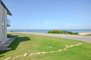 South Seas - Port Elliot Beachfront Apt - Wifi