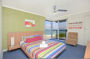 South Seas - Port Elliot Beachfront Apt - Wifi