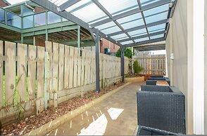 South Seas - Port Elliot Beachfront Apt - Wifi