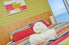 South Seas - Port Elliot Beachfront Apt - Wifi