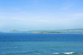 South Seas - Port Elliot Beachfront Apt - Wifi