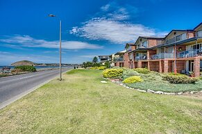 By The Sea Beachfront Apartment Wifi