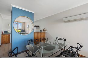 By The Sea Beachfront Apartment Wifi