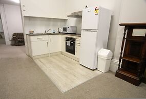 Seafield Tower Glenelg Apartment no 2