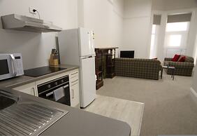 Seafield Tower Glenelg Apartment no 2