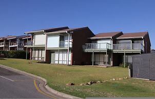 Southern Sands Beachfront Apartment