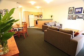 The Grand Apartments North Adelaide Parking