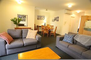 The Grand Apartments North Adelaide Parking