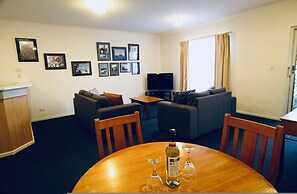 The Grand Apartments North Adelaide Parking