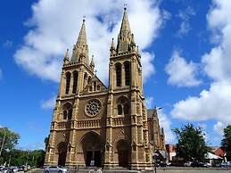 The Grand Apartments North Adelaide Parking