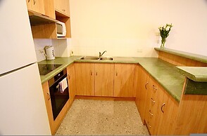 The Grand Apartments North Adelaide Parking