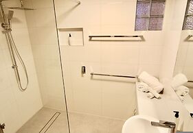 The Grand Apartments North Adelaide Parking