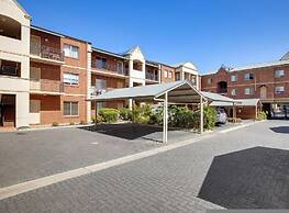 The Grand Apartments North Adelaide Parking