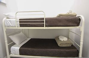 Seafield Tower Glenelg Apartment no 1