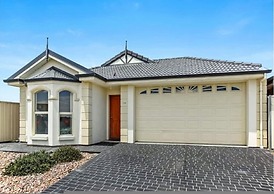 Waterfront Retreat - Private Jetty - Wifi