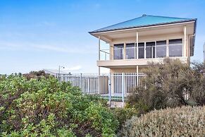 Avaya Sellicks Beachfront Getaway- Wifi