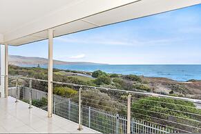 Avaya Sellicks Beachfront Getaway- Wifi