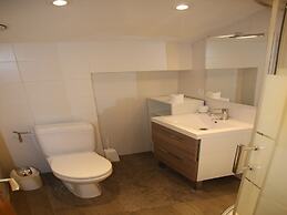 Mystical Apartment With Mountain View