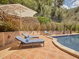 Holiday Home With Barbecue Area