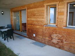 Cozy Apartment With Valley Views