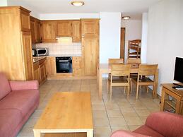 Cozy Apartment With Valley Views