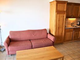 Cozy Apartment With Valley Views