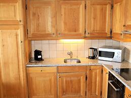 Cozy Apartment With Valley Views