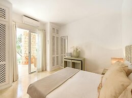 Magnificent Holiday Home With View