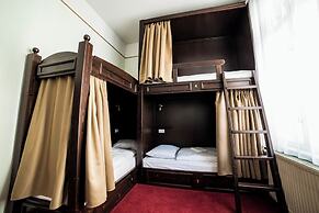 Vienna Boutique - Premium Hostel