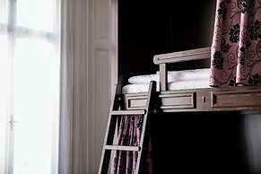 Vienna Boutique - Premium Hostel