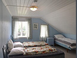 10 Person Holiday Home in Tvedestrand