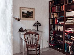 Holiday Home With Outdoor Jacuzzi
