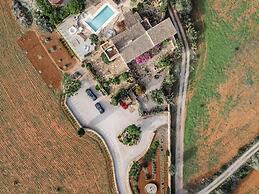 Holiday Home With Outdoor Jacuzzi