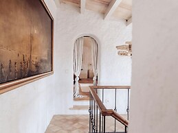 Holiday Home With Outdoor Jacuzzi