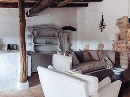 Holiday Home With Outdoor Jacuzzi