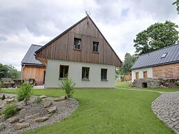 Beautiful Villa With Transportation Facilities