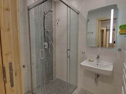 Beautiful Villa With Transportation Facilities