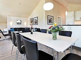 Beautiful Holiday Home With Outdoor Space