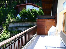 Luxury Apartment in the Heart of Valley