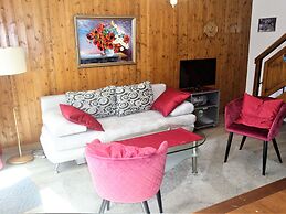 Luxury Apartment in the Heart of Valley