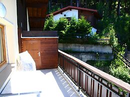 Luxury Apartment in the Heart of Valley